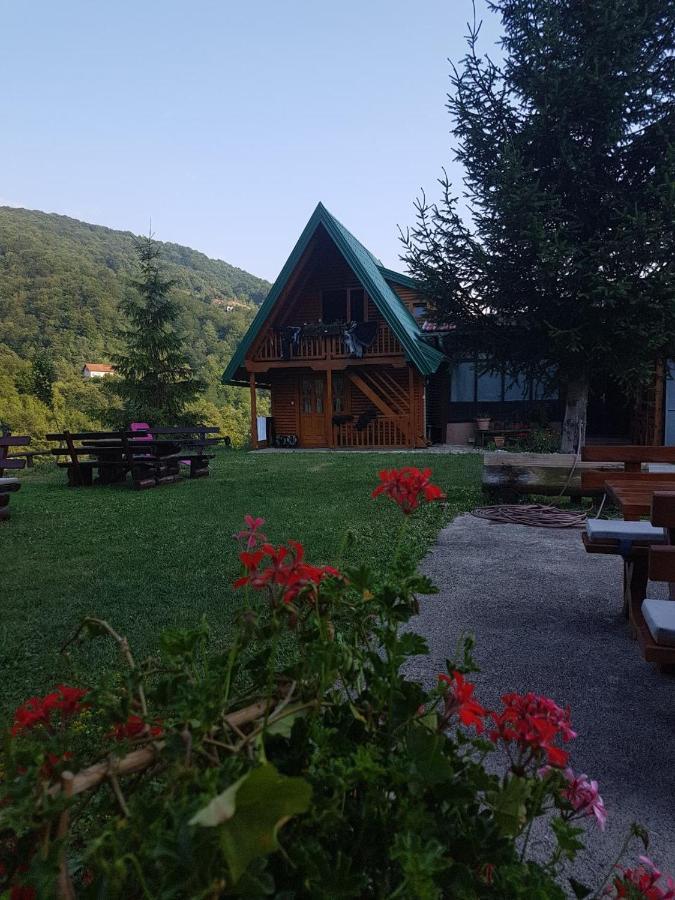 Motel Bavaria ฟอชา ภายนอก รูปภาพ