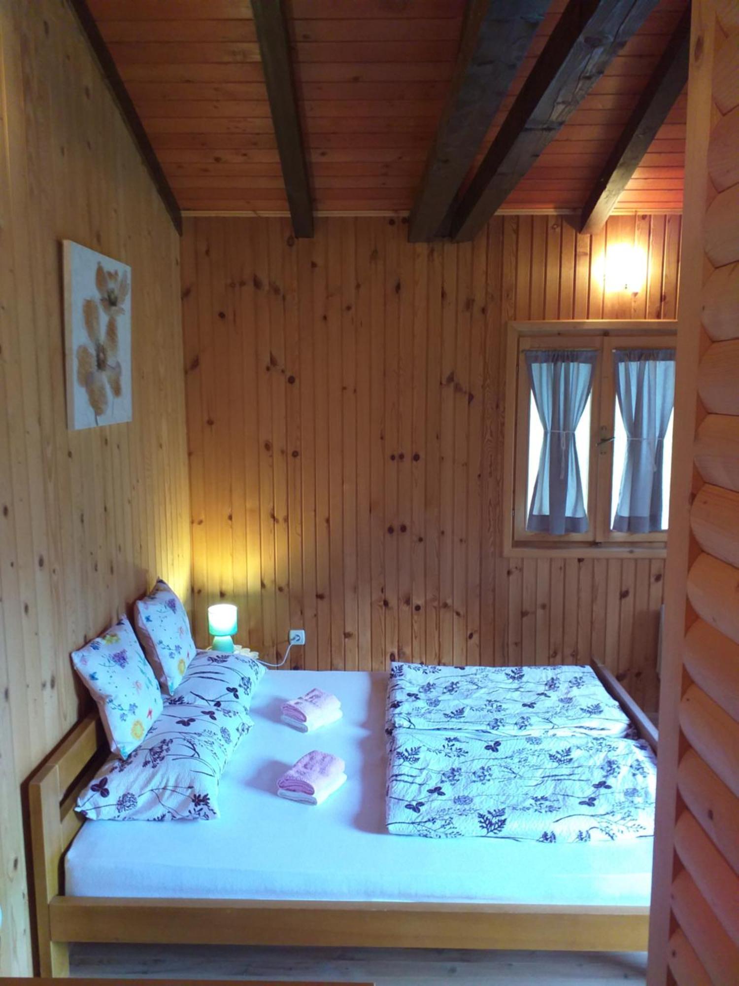 Motel Bavaria ฟอชา ภายนอก รูปภาพ