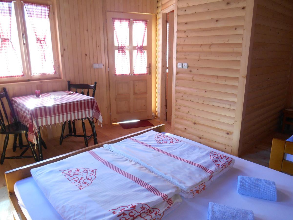 Motel Bavaria ฟอชา ภายนอก รูปภาพ
